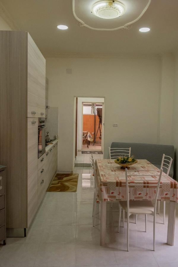 Casa Vacanza Russo Enzo Naples Exterior photo